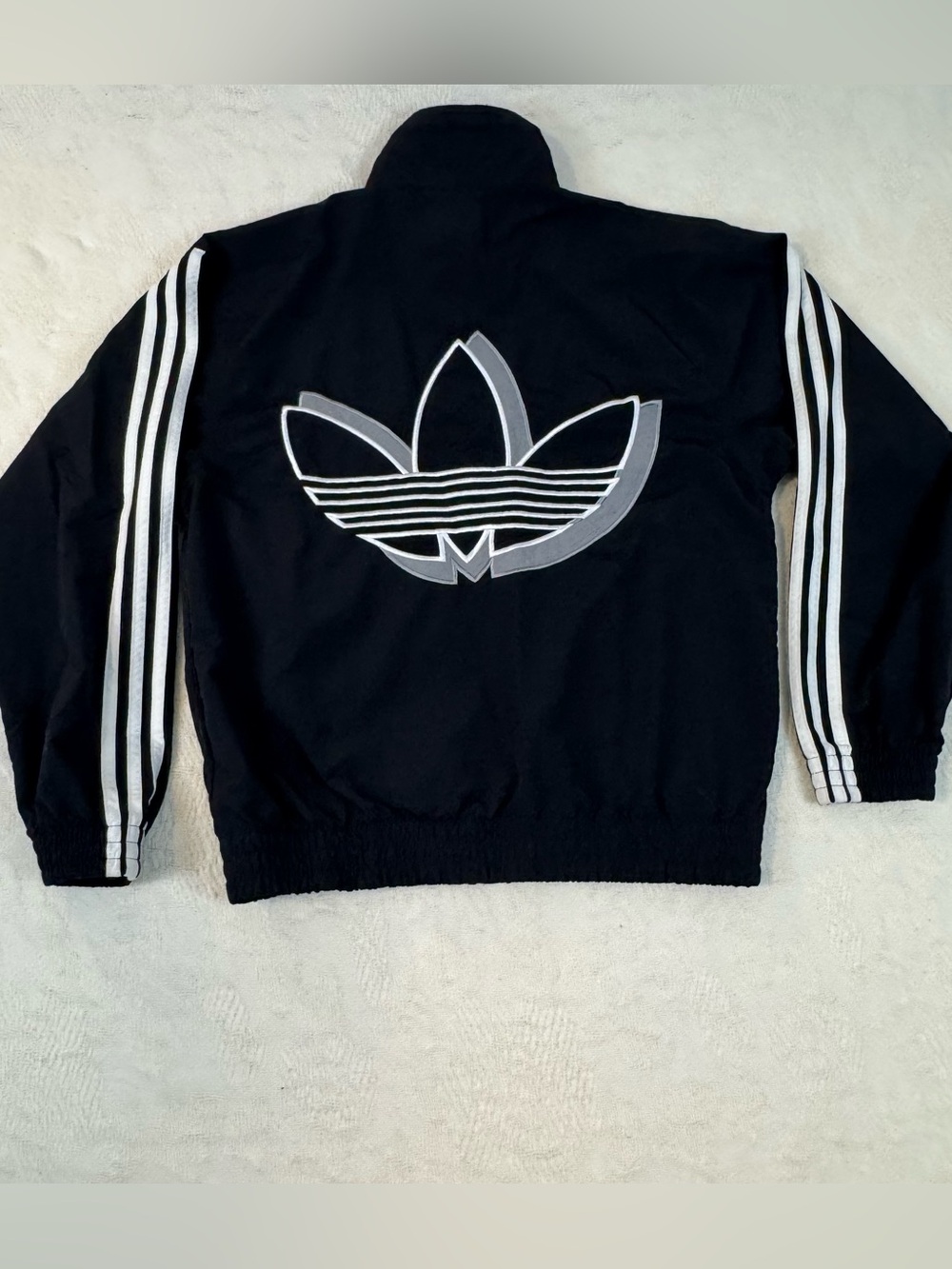 Adidas Originals Shadow Trefoil Windbreaker Jacket Black White FM1538 3 Stripe